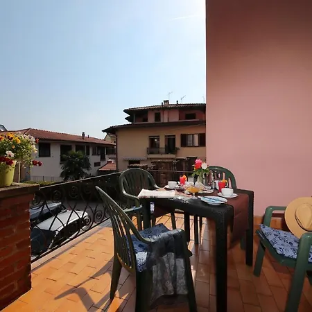 Appartement Sleeps 2 *
